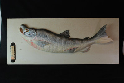 高藤作品《木雕鮭魚》shakewood藝術