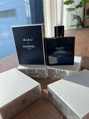【二手包包】全球購訂單 全套包裝手提袋Chanel Blue經典寶藏香水——小香家蔚藍 100ml瓶身設 NO.243320