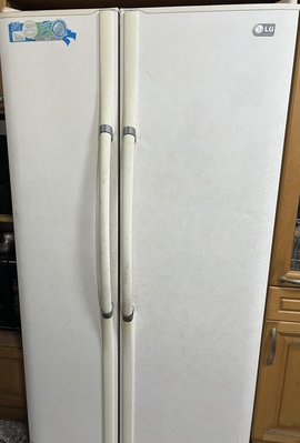 LG 對開冰箱 GR-B207VC