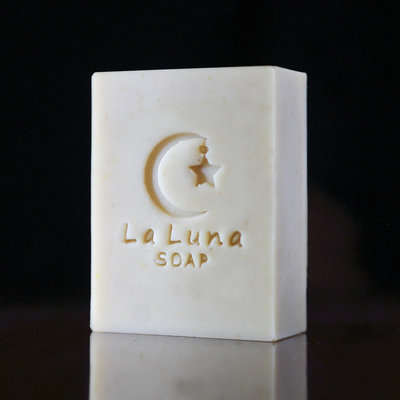 愛月艾草香茅平安皂《愛月手工皂坊 LaLuna Handmade Soap》