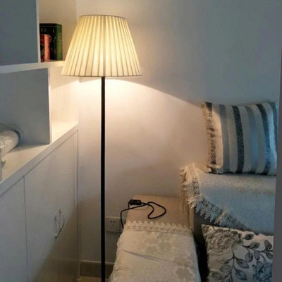 落地燈客廳臥室床頭過道現代創意溫馨裝飾LED餵奶落地臺燈