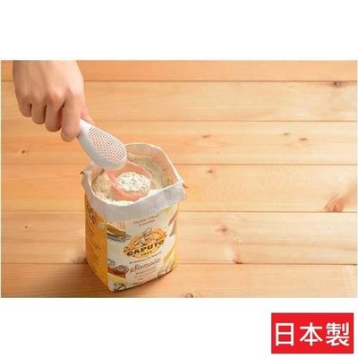⭕預購 【LA 25】◈日本廚房雜貨 ║日本製 均勻。便利撒粉器' ✪全長18.5cm×幅4.5cm