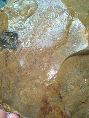 24公斤 河洗礦石 黃年糕碧玉 早期向台東居民收藏的