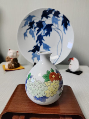 日本回流，皇室御用瓷器，香蘭社 深川制，小花瓶，花入，德利，