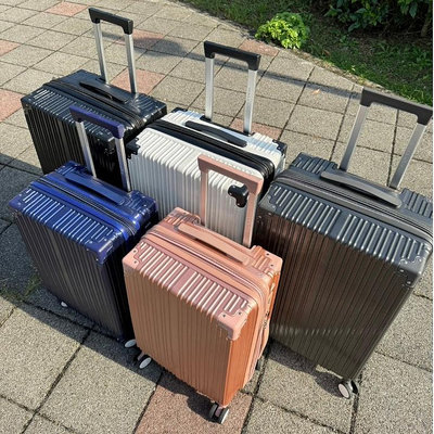 【龍興雜貨鋪】【WALLABY 袋鼠】復古款 行李箱 旅行箱 直角行李箱 登機箱 超大行李箱 輕量行李箱 20吋 24吋 28吋