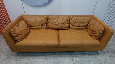 新北二手家具 推薦-IKEA 宜家 咖啡色 7尺 三人 皮沙發 七尺 3人 沙發 沙發椅 sofa 新竹 傢俱 避風港