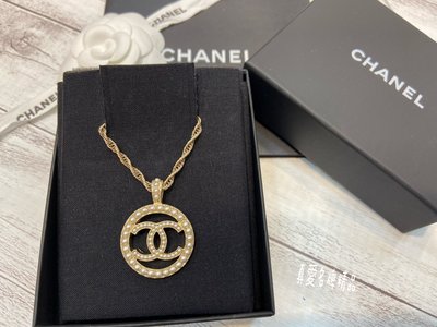 《真愛名牌精品》CHANEL A99076 圓形珍珠造型搭配雙C珍珠 項鍊 *全新*代購*