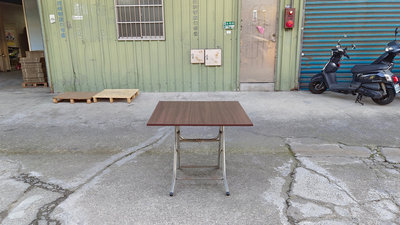 【安鑫】~3尺胡桃色折合桌 圓桌 折疊餐桌 工作桌 書桌 拜拜桌 咖啡桌 折疊桌 飯桌 【A2582】