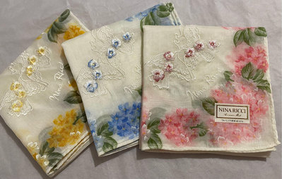 日本手帕  擦手巾 Nina ricci no. 28-12-13   45cm 每條390