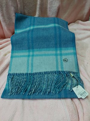 全新正品 ELLE 平織圍巾 藍色格子 100% 羊毛 按標籤價2280元不到7折 售價1490元