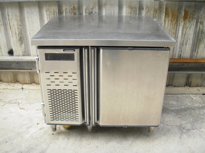 厚騰     三尺氣冷式為冷藏工作台冰箱