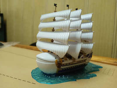 海賊王-四皇-One Piece-白鬍子海賊船-白鯨號-萬代模型