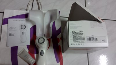 科萊麗音波淨膚儀禮盒-白色直購價2500元含運+贈品[製造日期2014.01]