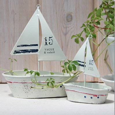日本進口法式鄉村雜貨鐵皮帆船造型擺飾/海洋風佈置裝飾(小)--秘密花園