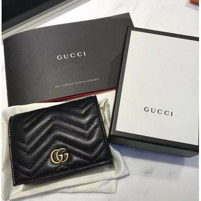 GUCCI GG Marmont Matelasse系列絎縫紋牛皮金屬雙G LOGO暗釦短夾 466492