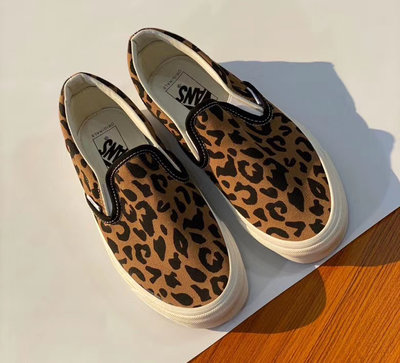 樂福鞋 DANDT 時尚經典豹紋帆布樂福鞋（20 AUG 75450515）同風格請在賣場搜尋 TUB 或 外銷女鞋