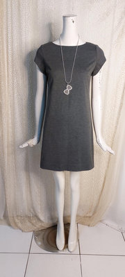 Z933品牌UNIQLO灰色彈性連身裙洋裝L
