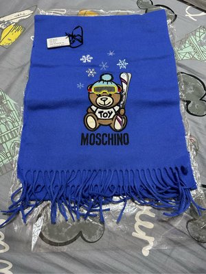 Moschino寶藍色雪橇熊圍巾