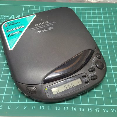 日本 aiwa CD XP-66隨身聽 馬達沒轉動 忙不過來 暫時先這樣賣 非 MP3 MP4 JVC PHILIPS JBL MOREL T箱