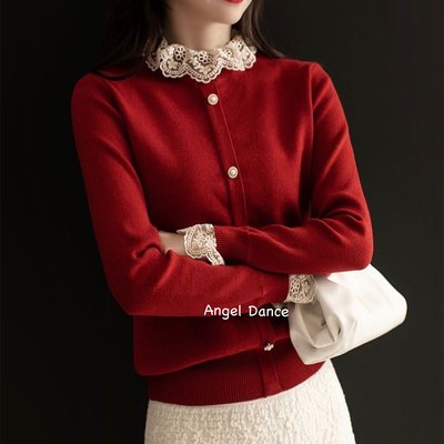 *Angel  Dance*蕾絲珍珠扣針織衫(3色)@韓國 甜美氣質 假兩件 拼接 單排扣 新年紅 毛衣@現貨+預購