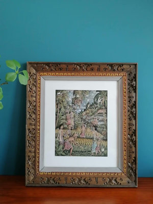 【二手】印尼巴厘島1980年左右的手繪裝飾畫實木框為手工木雕，當時是 古董 收藏 舊貨【黎香惜苑】-654