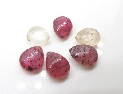 【福利品】【天然寶石DIY串珠材料】小巧可愛紅寶石水滴弧面寶石限量款11(天然無處理)