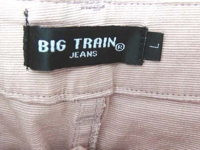 專櫃品牌BIG TRAIN 短裙