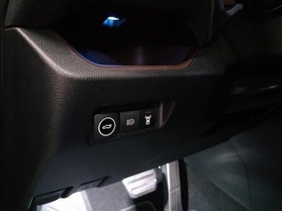 (柚子車舖) 豐田 2019 RAV4 5代 上吸式電動尾門 報價含安裝 可到府安裝 b