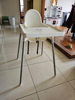 IKEA 兒童用餐椅