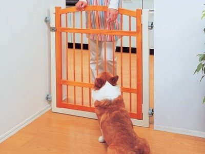 IRIS 寵物閘門 樓梯柵門 犬貓走廊門擋 小動物柵欄 嬰幼兒圍門 WPG-850NS（高86.5公分）每件2,600元