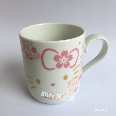 [Kitty 旅遊趣] 日本製 Hello Kitty 馬克杯 咖啡杯 凱蒂貓 水杯 陶瓷杯 飲料杯 櫻花 紅色 兩款