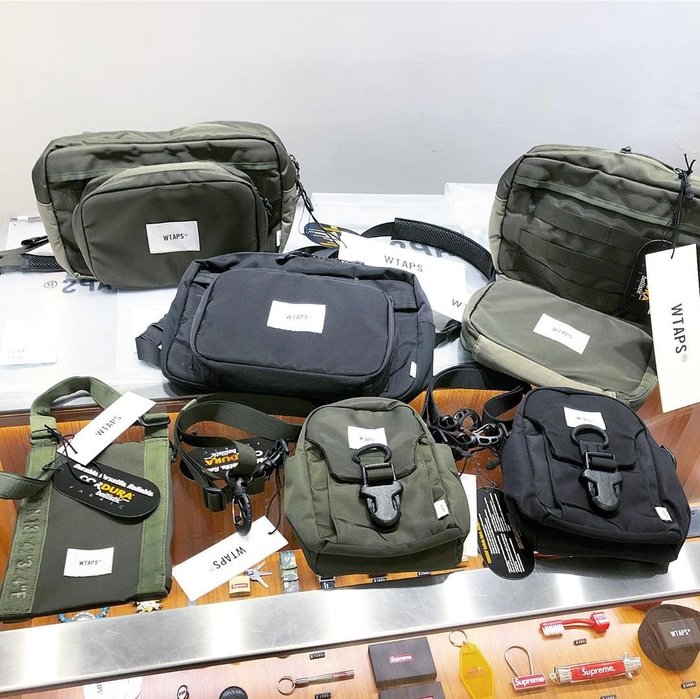 オイルペイント 新品WTAPS BANDREEL BAG コーデュラ チェスト カメラ