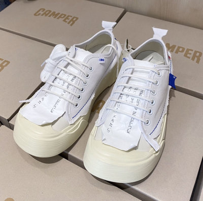 Ader X Camper聯名|帥氣又可愛的大頭鞋 丑萌鞋休閒鞋，韓國品牌ADER ERROR x Camper 聯名！細節怪😲 整個設計感超有趣