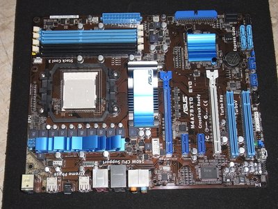 ASUS M4A79XTD EVO 主機板(支援AM3 CPU/DDR3/支援開核/ATI CrossFireX™ )