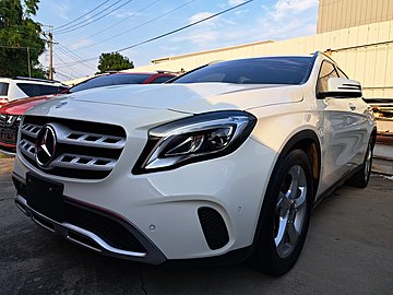 GLA200D 低里程 只跑3萬 一手車 不調錶無待修 認證車 車況履約保證