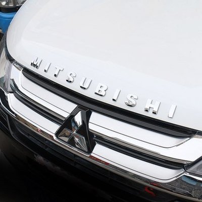 下殺-Mitsubishi 三菱 Outlander 車頭字母標 裝飾車標 不鏽鋼字母標 外飾專用改裝
