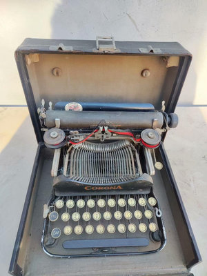美國一戰折疊打字機小型克魯諾牌corona