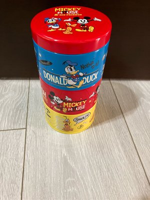 現貨迪士尼經典三層罐餅乾圓鐵盒 可以收藏 收納 10*18.5