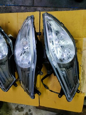 達成拍賣 三陽 戰將 Fighter 六代 大燈 組 前燈 面板 線組 燈泡 中古零件拆賣 表面有刮傷便宜賣一對1500