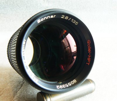 【悠悠山河】稀有 近新品 酒紅膜 Rollei-HFT Sonnar 135mm F2.8 Zeiss鏡片 TOP QBM