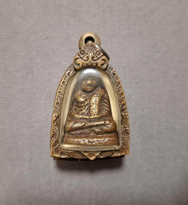 龍婆銀2460小立尊自身#名流佛牌# 107年全泰招財第一的聖物。