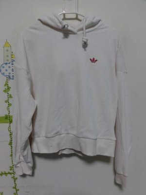 衣市藍~adidas Miffy 女短版連帽長袖T恤 (S~160/84A~白~) (230910) (衣21)