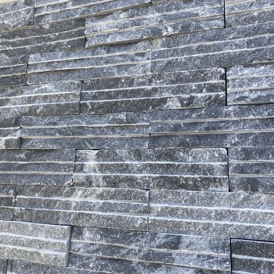 灰晶石 拉溝面 5*20cm　《金城堡》　灰色 石材 建材 牆面材 壁材 圍牆 景觀 DIY