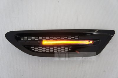 ~~ADT.車燈.車材~~BMW F10 F11 M5 葉子板專用 鯊魚鰭 通風孔 LED側燈+通風網 霧黑