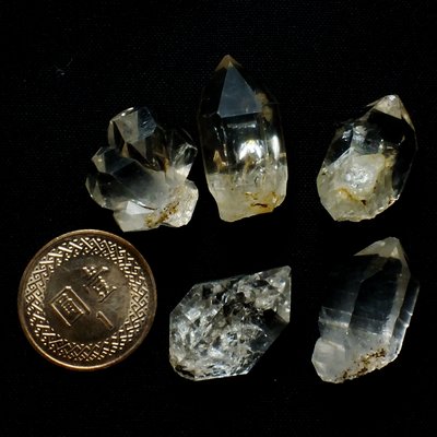 閃靈鑽051–18.6公克。赫基蒙水晶。珍藏水晶