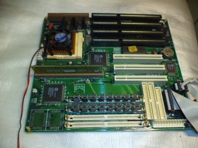 【電腦零件補給站】PCCHIPS UMC 4個 ISA 工業 3個 PCI 486主機板