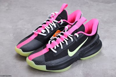 【Nike LeBron Ambassador 13】黑粉 Yeezy黑鷹配色 夜光底 CQ9329-001女鞋