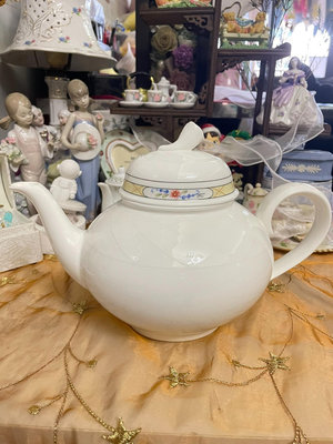 日本 德國唯寶咖啡壺 紅茶壺  精美的浮雕 典雅的風格 比較
