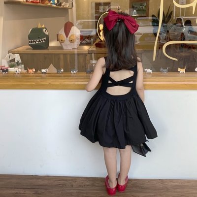 [1-8歲] 女童 小黑裙 氣質簡約露背洋裝 黑色洋裝 公主風a字裙 正韓質感 Sisterxoxo KOREA