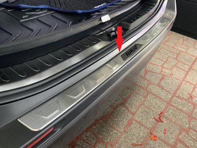 (車之房) 2019 RAV4 5代 五代 專用 原廠 後車廂防刮條 後保桿上飾條 外後護板 防刮板 後護板